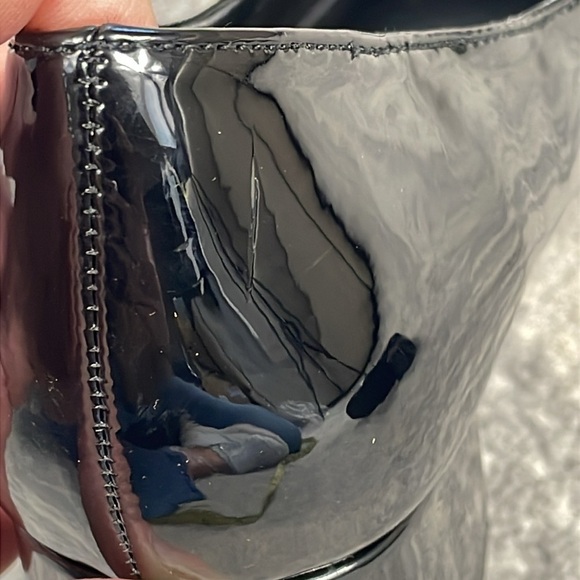 Steve Madden Hawke Patent Slip On Mary Jane Shoes Black Preppy Goth Sz 8 - Picture 13 of 14